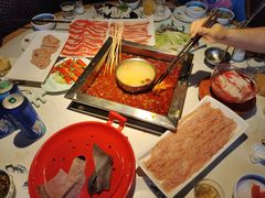 -二荆条·蜀鲜汇城市森林火锅