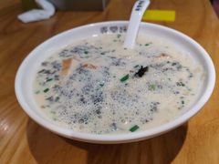 咸豆浆-弄堂咪道-饭香·面香·馄饨香(钦州北路田尚坊店)