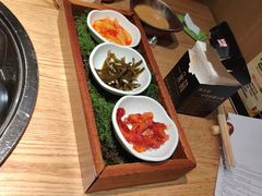 -一朵菌·野生菌探索家火锅(南亚店)