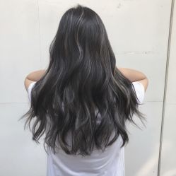 -茶发Salon·烫发染发理发