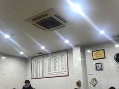 大堂-凡老头米线砂锅(古荡新村西粮站)