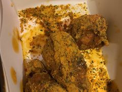 -BHC炸鸡(明洞总店)