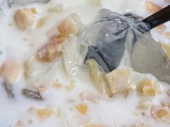 -志龙皇冠吃货椰子铺