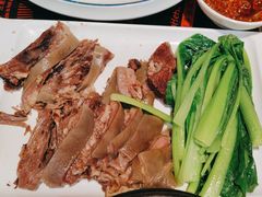 -英子补身汤(海兰路店)