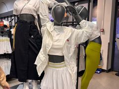 -斯普瑞斯奥特莱斯