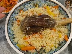 -汗腾格里·风味餐厅(新疆驻京办店)