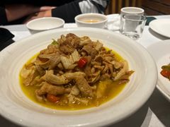 井冈山油豆皮-鄱阳湖·江西小炒·瓦罐煨汤(五道口店)