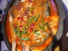 -鸣记脆皮烤鱼·海鲜烤鱼(三八广场店)