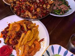 -酤居湖景音乐餐吧(安宁店)