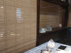 -六福酒馆(秦隆步行街店)