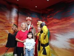 -厦门帷幕开啦红地毯蜡像艺术馆