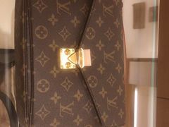 -LV路易威登(贵和购物中心店)