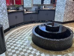 -海底捞火锅(杭州越界锦和大厦店)