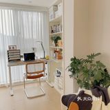 秋天的原木风客厅️暖暖的真好看！