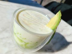 牛油果蜂蜜热酸奶-The Rug Cafe(王府中环店)