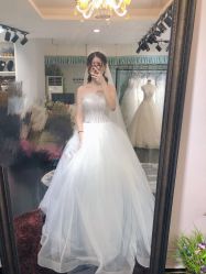 婚纱-雪莉美妆婚纱馆