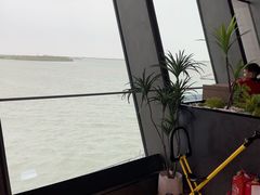 -抱抱地球咖啡馆(国家海洋博物馆店)