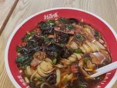 -刘百味粉馆(五一华府店)