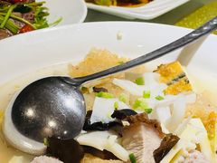 三鲜肉皮汤-侬佳蒸菜馆(听潮店)