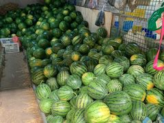 -三亚新鸿港水果一级批发市场