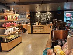 -星巴克臻选(国贸商城首店)