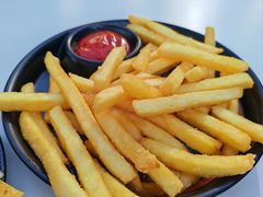 -Luga's 西餐酒吧·bistro(百家湖1912店)