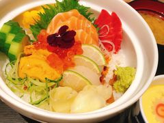 -小山日本料理(兴业太古汇店)