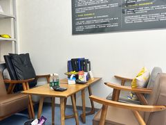 -无奔眼镜·蔡司·依视路授权店(马家堡店)