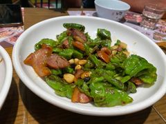 -黄泥岗·地道湖北菜(奥特莱斯店)