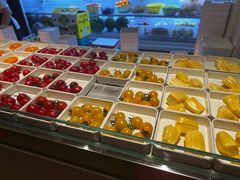 -涨巢·潮玩水疗局