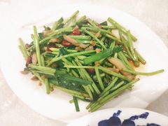 篱蒿炒腊肉-白鹿江西餐厅(北师大店)