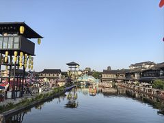 -龙天小镇