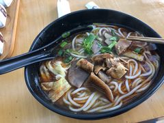 -三千粉牛肉米粉(来客茂店)