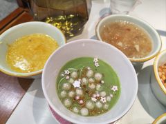 -乡土黄·鲜牛肉火锅·小龙虾(兴业街店)