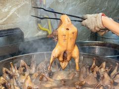 -婺嫣街田记·老嘉州甜皮鸭