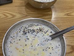 -白翔甜食店