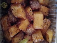 黑椒土豆牛肉粒-顺峰海鲜酒楼(省府店)