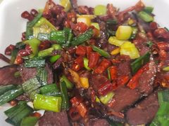 黄瓜皮炒腊肉-李师傅脆肚(梅林店)