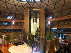 -上海滴水湖皇冠假日酒店