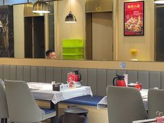 -靓虾二哥长沙地标小龙虾(五一广场店)
