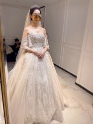 -GRACE KELLY婚纱与礼服(北京店)