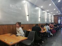 大堂-螺小胖柳州螺蛳粉(钟楼总店)