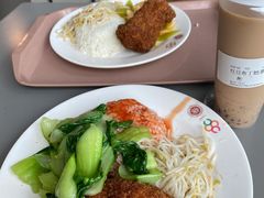 爆浆鸡排饭-北大家园食堂