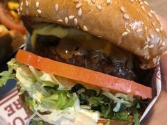 -The Habit Burger Grill 哈比特汉堡(复兴soho店)
