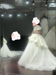 点击看大图 -伯瓷皇后婚纱艺术空间