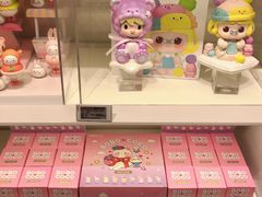 -泡泡玛特POPMART(上海环球港店)