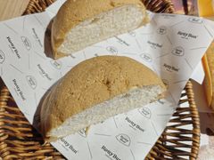 -劳顶笨Rotty Bun(青岛城阳店)