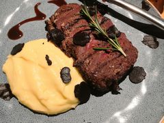 -JINNS锦时 steak&pizza(浸信会礼拜堂旧址店)