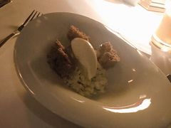 慕斯冻薏米冰淇淋配芝士蛋糕碎-三嚥阁 La Villa Restaurant