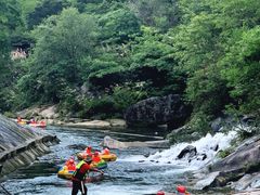 -罗田大别山峡谷漂流